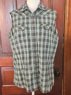 Wrancher by Wrangler Button Down Sleeveless Vest Top Size Large